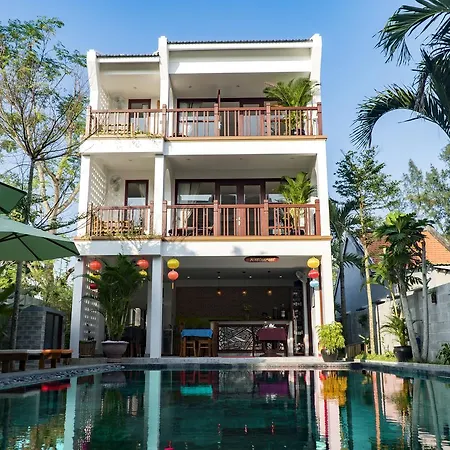Louis Villa Hoi An